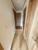 廊下 サンプレイス八木山西