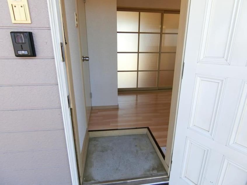 玄関 ファミ－ル長町南