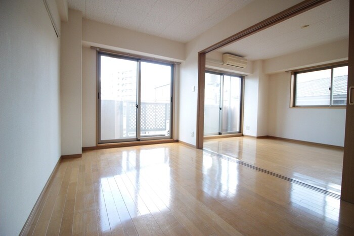 居室 ラ・シャテロ