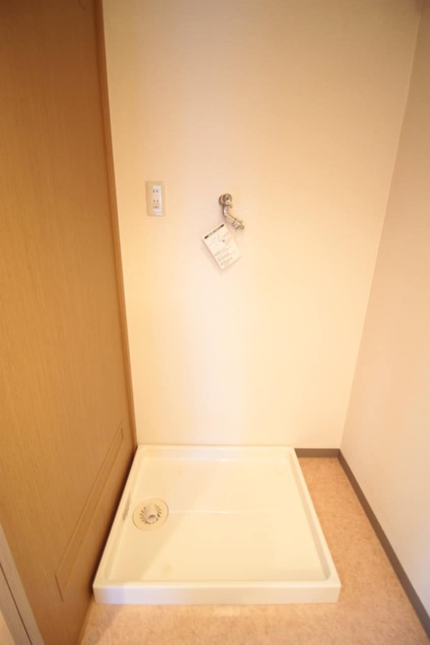 洗濯機置場 ラ・シャテロ