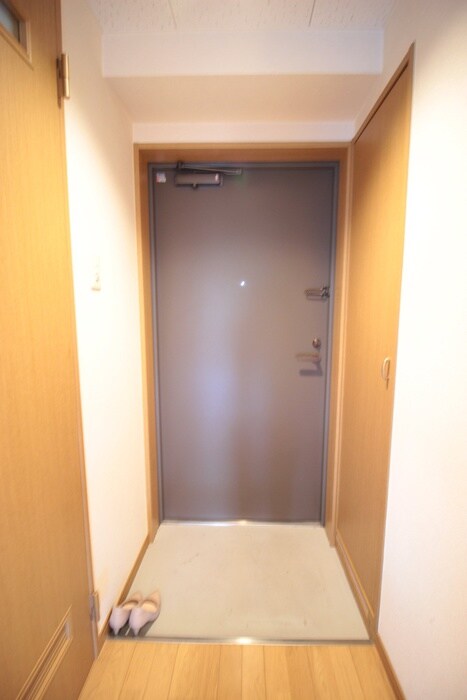 玄関 ラ・シャテロ