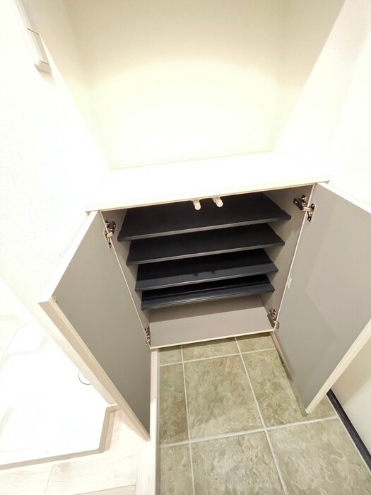 靴箱 Ｌａｎｄ錦町