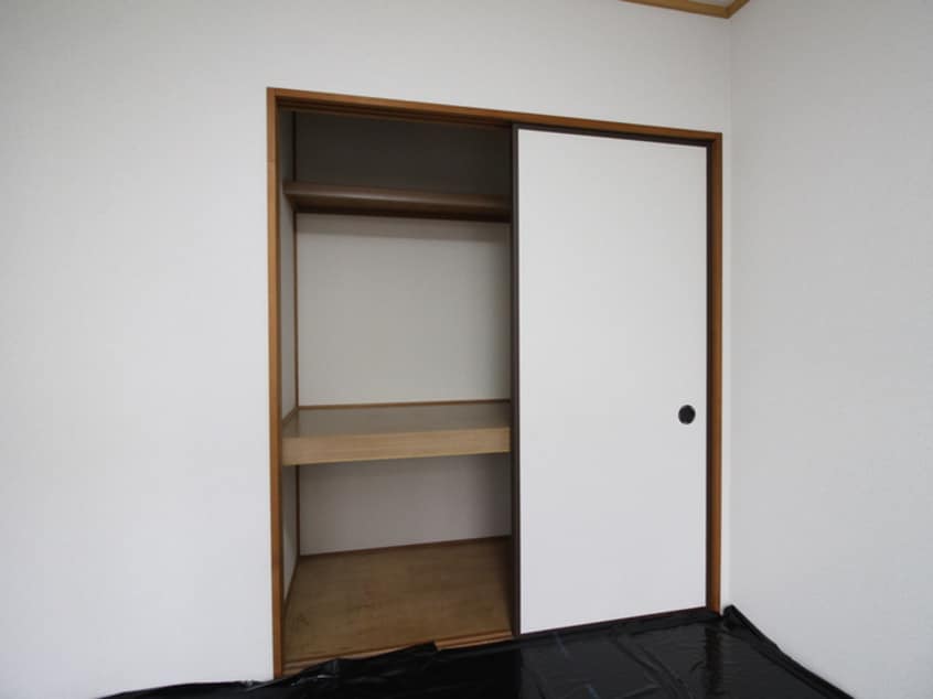 収納 ロイヤルシャト－今泉Ａ