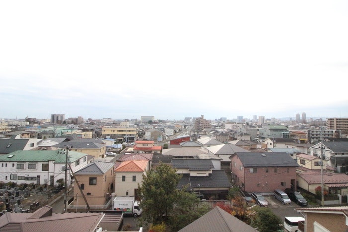 室内からの展望 ラルーチェ・K