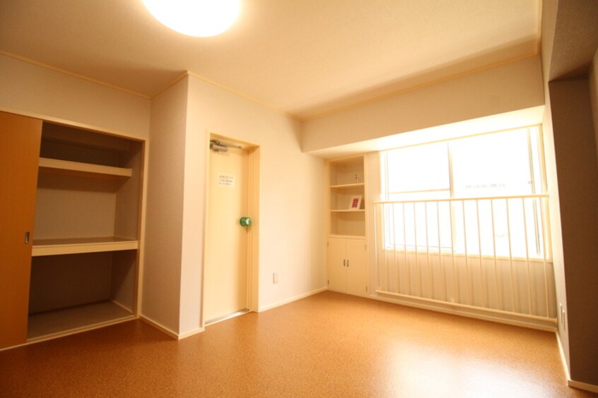 居室 オーロラビル