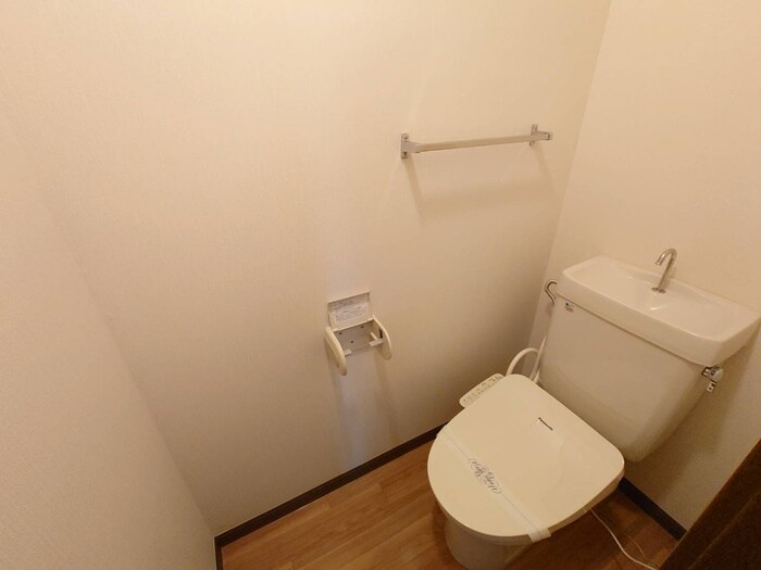 トイレ フォレスト連坊弐番館