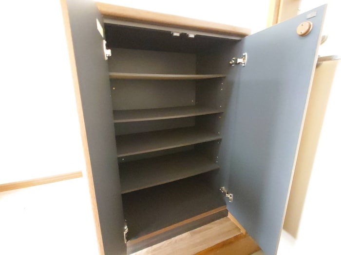 靴箱 フォレスト連坊弐番館