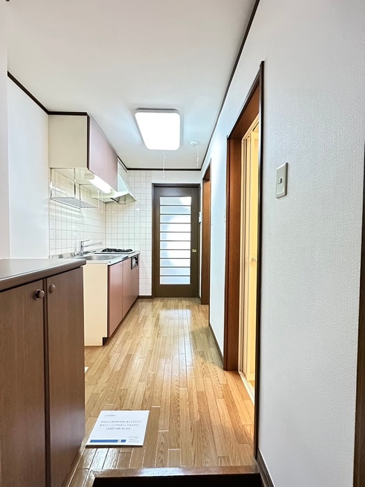 廊下 フォレスト連坊弐番館