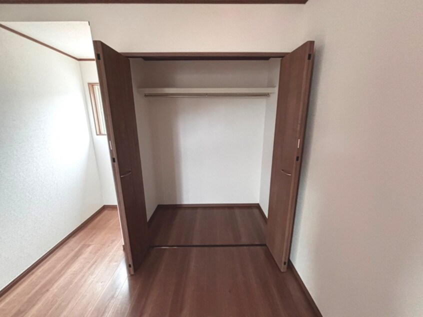 収納 向ヶ丘住宅