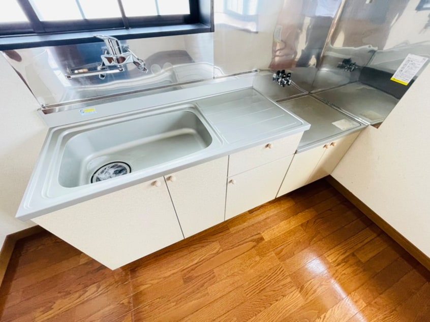 キッチン ラフォーレコイズミ