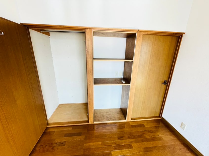 収納 ラフォーレコイズミ