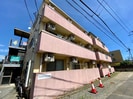 ウェルコート小松島の外観