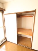 収納 弓の町ハイツA棟