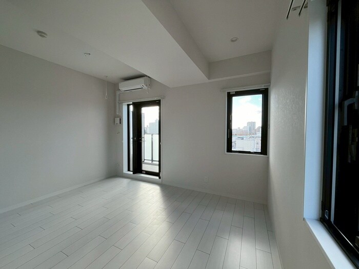 居室 Brighton East