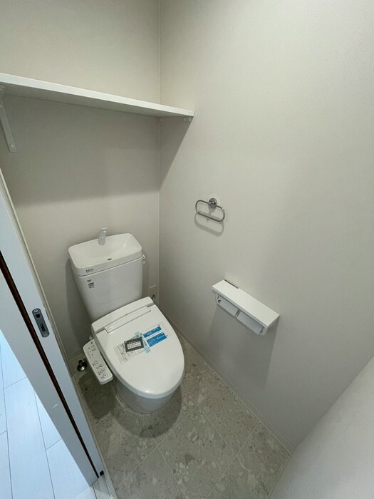 トイレ Brighton East