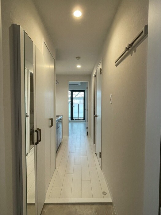 玄関 Brighton East