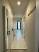 玄関 Brighton East