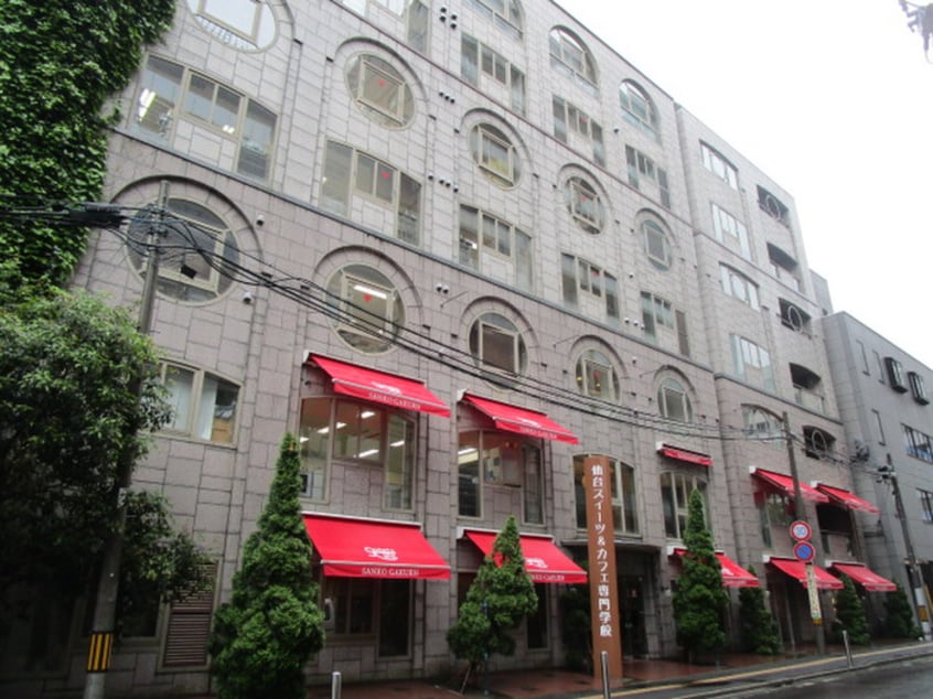 仙台スイーツカフェ専門学校(大学/短大/専門学校)まで950m Brighton East