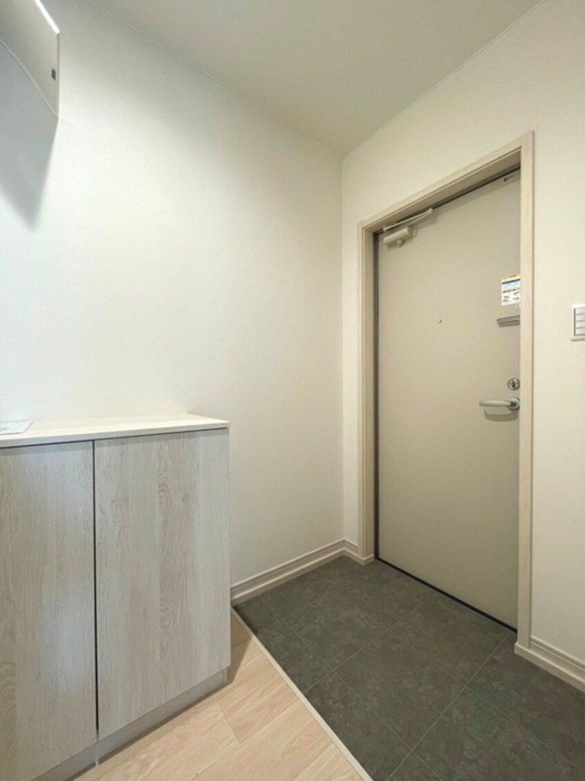 玄関 Meridian多賀城山王参番館