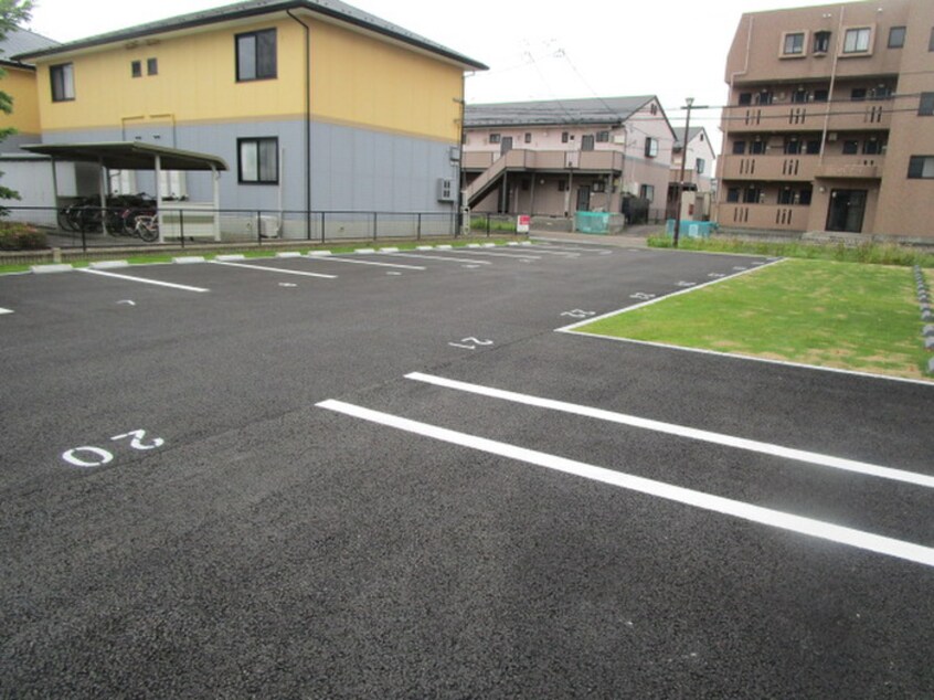 駐車場 アトラス