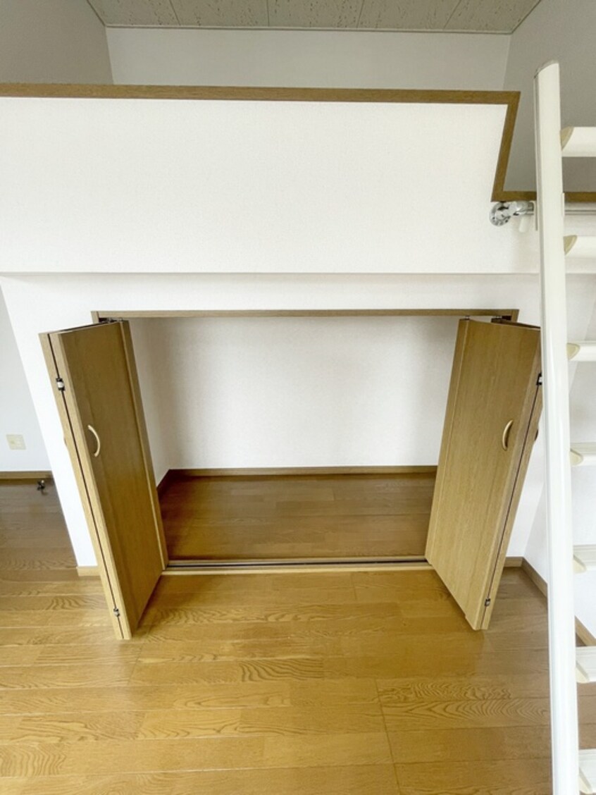 収納 ノ－ブルカ－サ川平