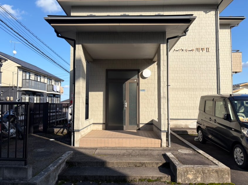 エントランス部分 ノ－ブルカ－サ川平Ⅱ