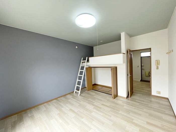 居室 ノ－ブルカ－サ川平Ⅱ