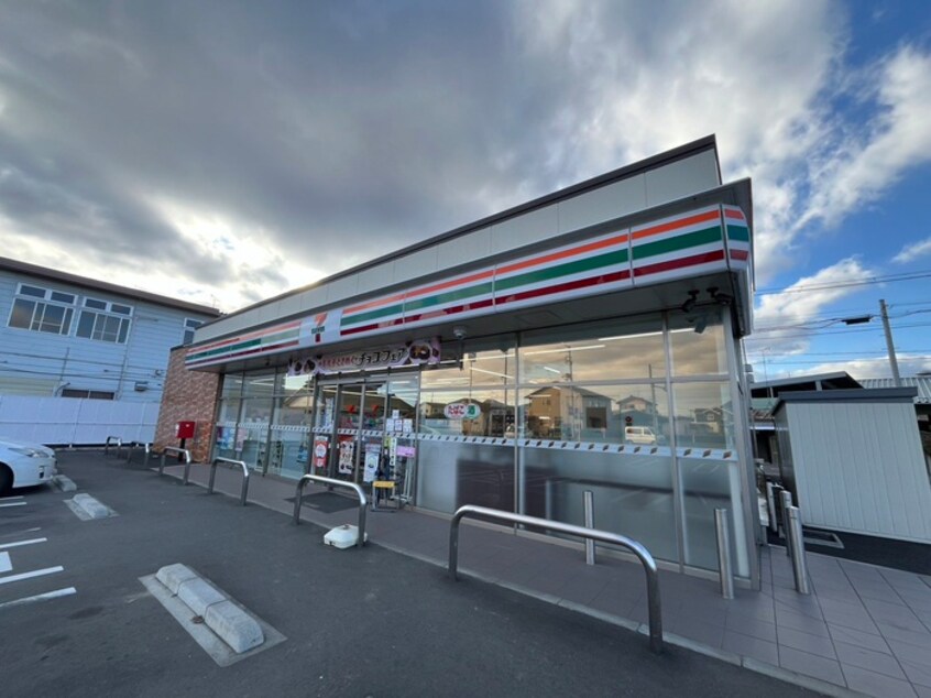 セブンイレブン柴田四日市場店(コンビニ)まで400m Ｆｏｒｓｃｈ　Ⅱ
