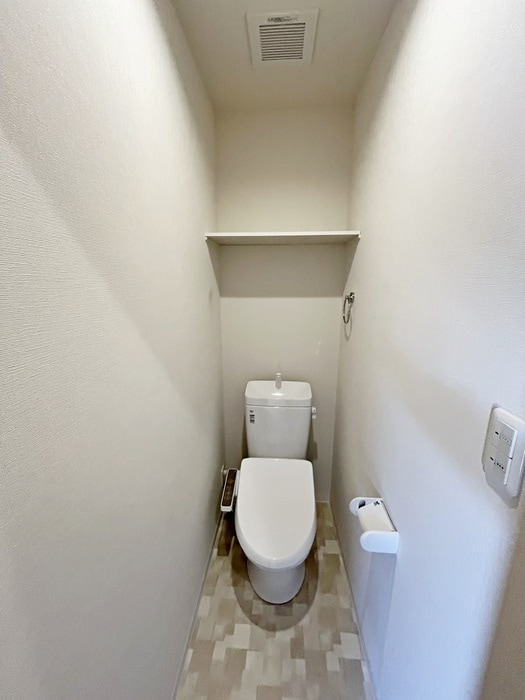 トイレ エテルナ長命ケ丘東