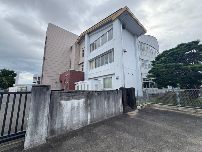 逢隈小学校(小学校)まで130m 仮）亘理町逢隈集合住宅