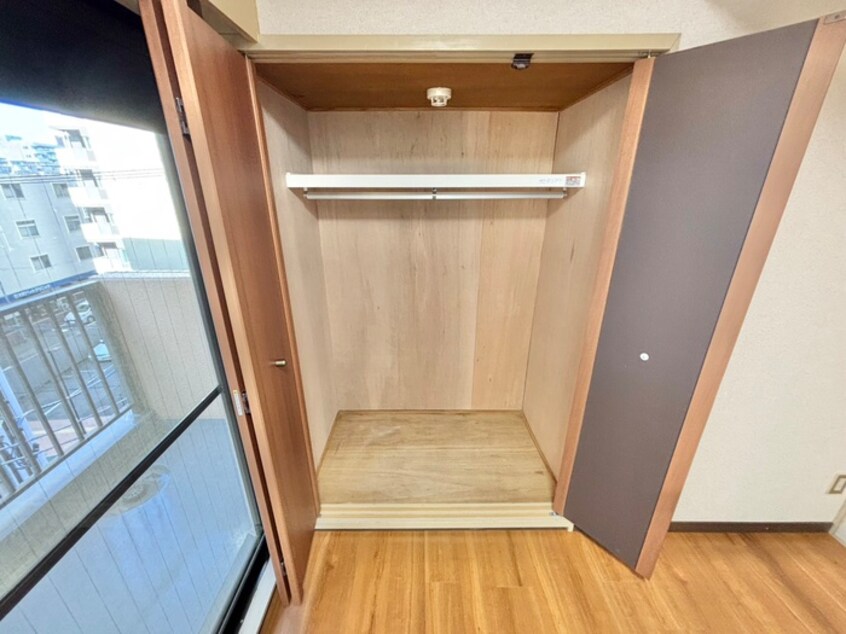 収納 ﾗｲｵﾝｽﾞﾏﾝｼｮﾝ青葉通(407)