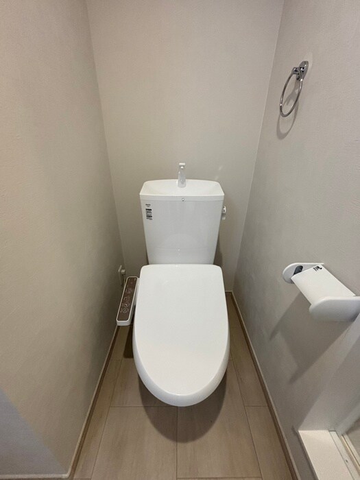 トイレ Meridian吉岡弐番館