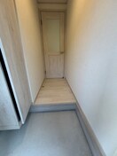 玄関 Meridian吉岡弐番館