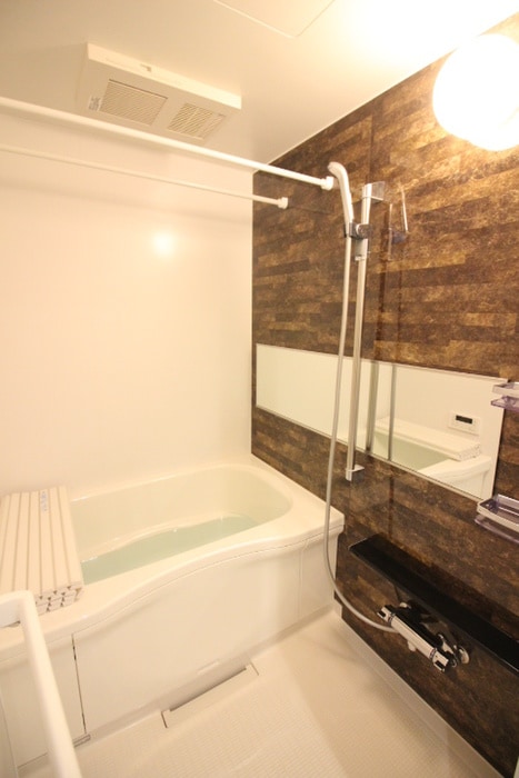 バス／シャワールーム等 グランリュクス八乙女中央