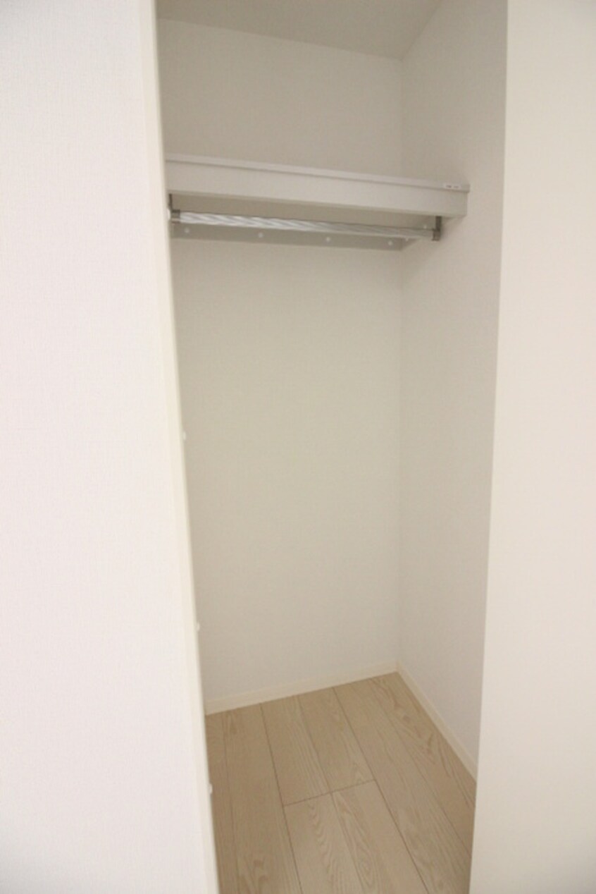 収納 グランリュクス八乙女中央