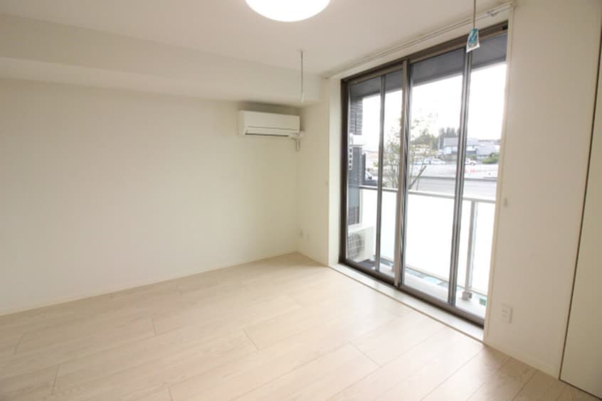 居室 グランリュクス八乙女中央