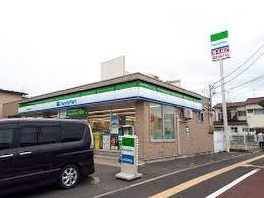 ファミリーマート仙台薬師堂駅前店(コンビニ)まで650m ボヌ－ルⅢ