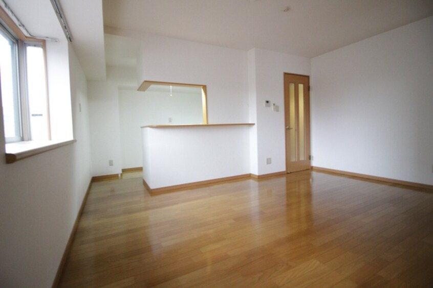 居室 パルテノン新田東