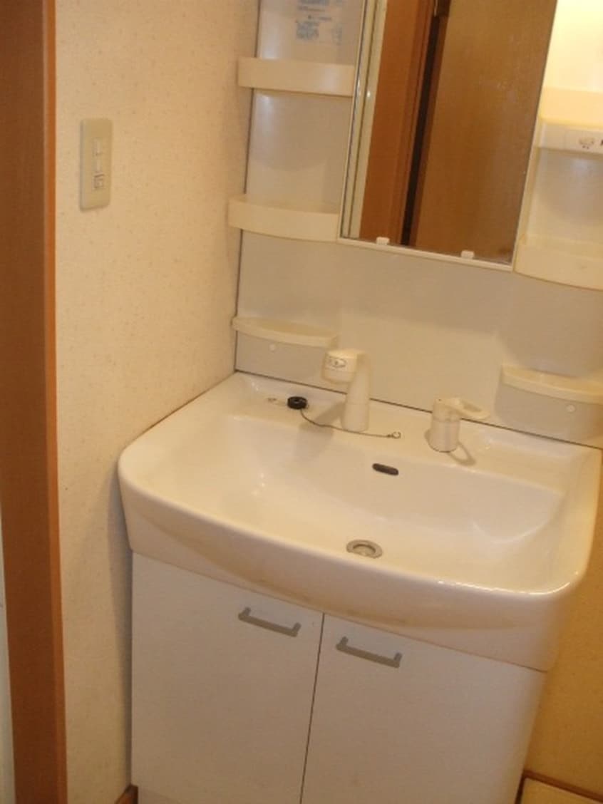 洗面 パルテノン新田東