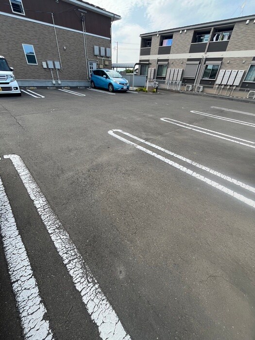 駐車場 ダイーナ