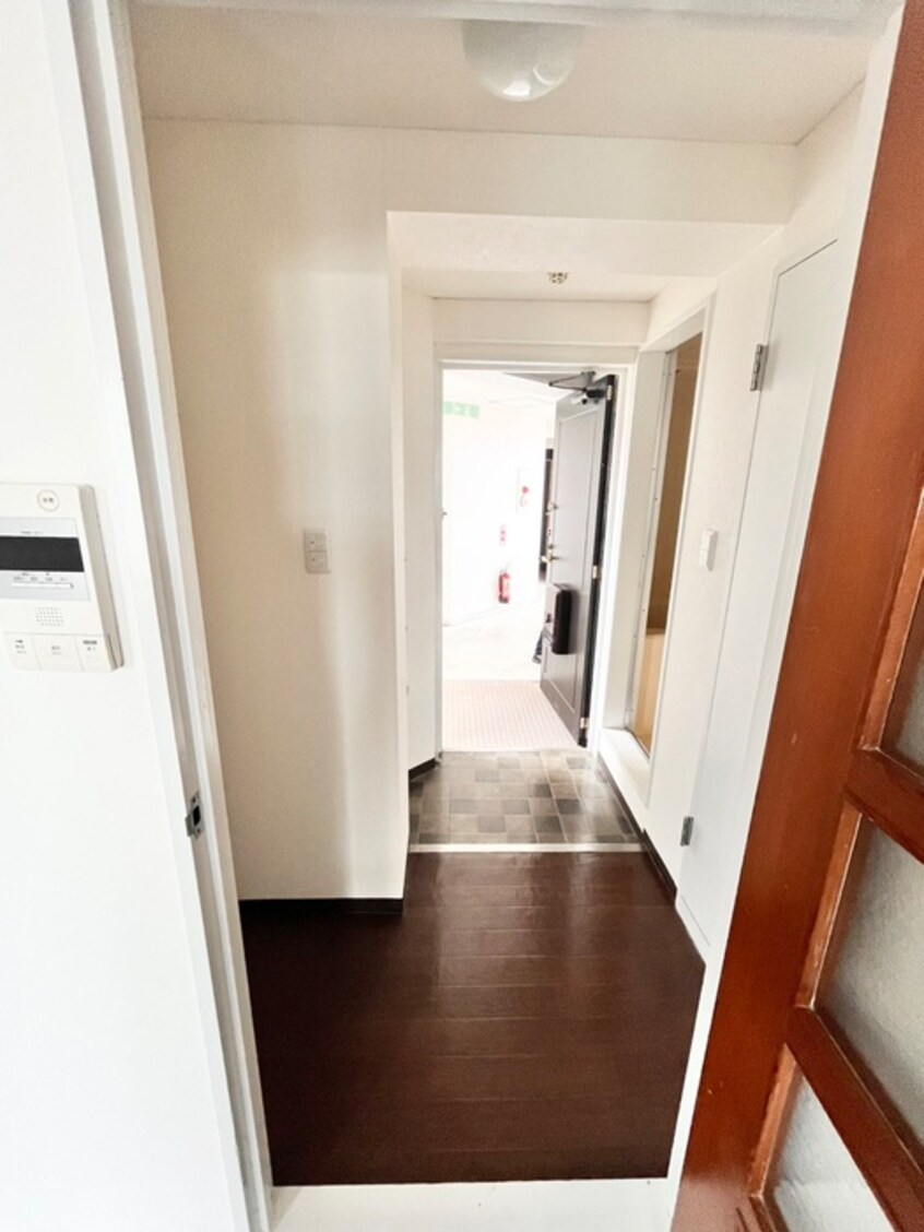 玄関 プレステージ萩野町（404）