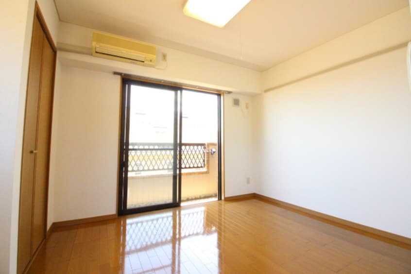 居室 ハッピネス泉中央