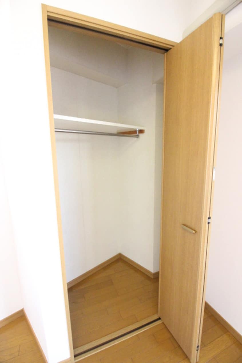 収納 ハッピネス泉中央