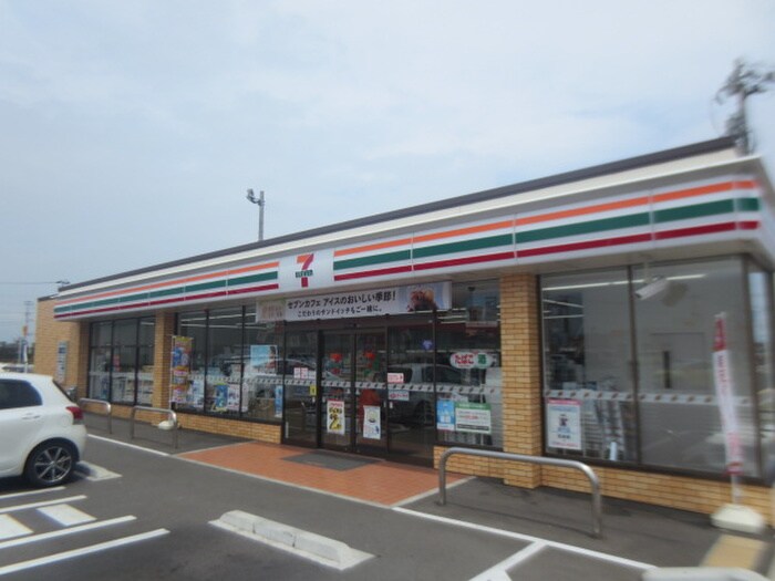 セブンイレブン(コンビニ)まで250m Ｋ．Ｔ　Ｈｉｌｌｓ　岩切