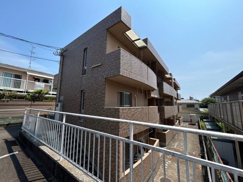 外観写真 マイルストーン石名坂