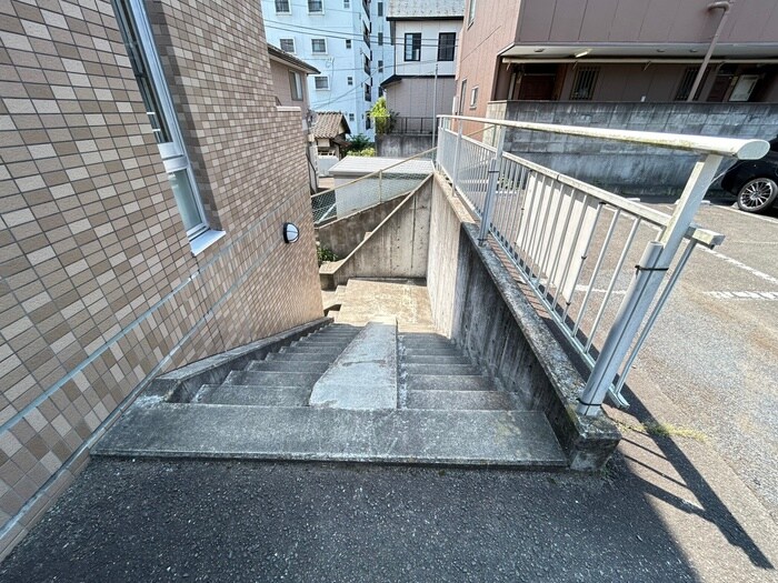 外観写真 マイルストーン石名坂