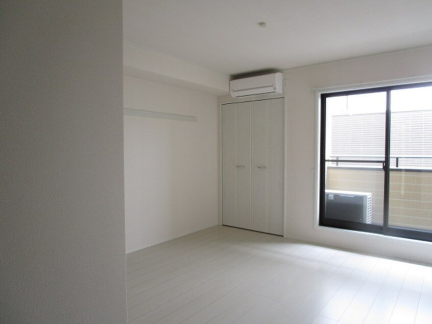 居室 ルヴァンス花立