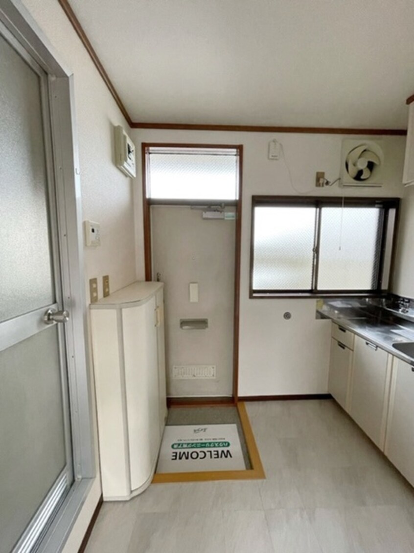 玄関 シティハイム台原