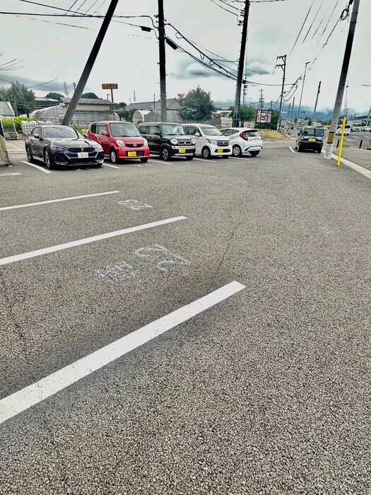 駐車場 メリディアン鶴ヶ谷