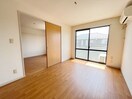 居室 シャーメゾン福室